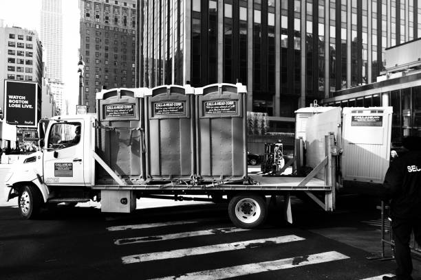 Best Portable toilet rental cost  in Timberville, VA